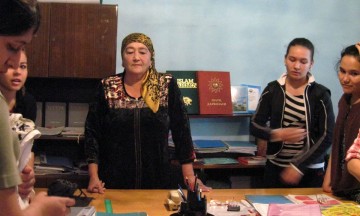 The head of a mahalla in Mirobod District in Tashkent, October 2011